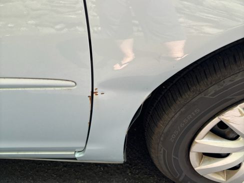 Used 2005 Toyota Camry SE image 9