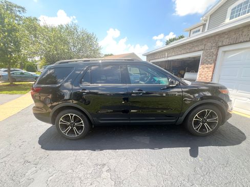 Used 2015 Ford Explorer Sport w/ Equipment Group 401A AWD/4WD image 4