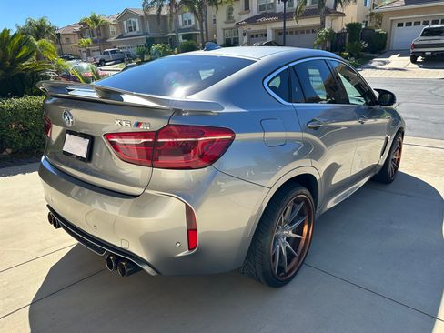 Used 2018 BMW X6 M image 6