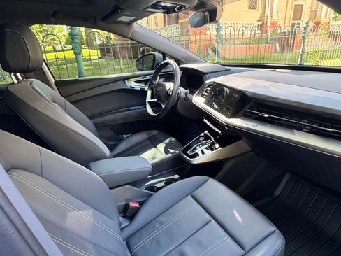 Used 2023 Audi Q4 e-tron Premium Plus w/ Premium Plus RWD image 11
