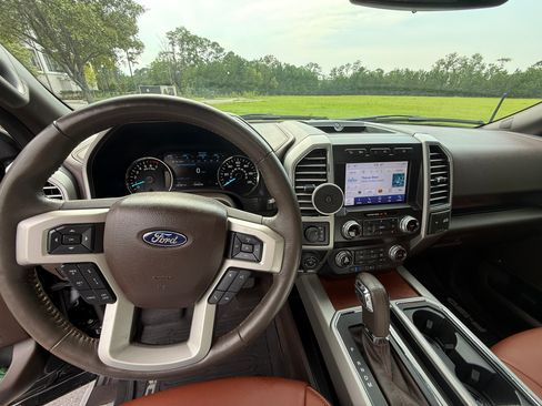 Used 2020 Ford F150 King Ranch w/ Equipment Group 601A Luxury AWD/4WD image 8
