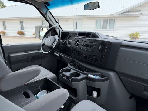 Used 2014 Ford E-350 and Econoline 350 XL w/ Interior Upgrade Package image 10