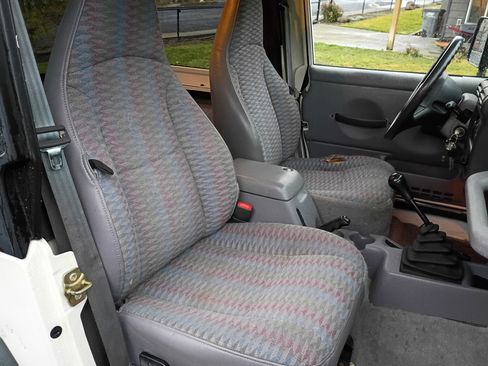 Used 1998 Jeep Wrangler Sport image 12