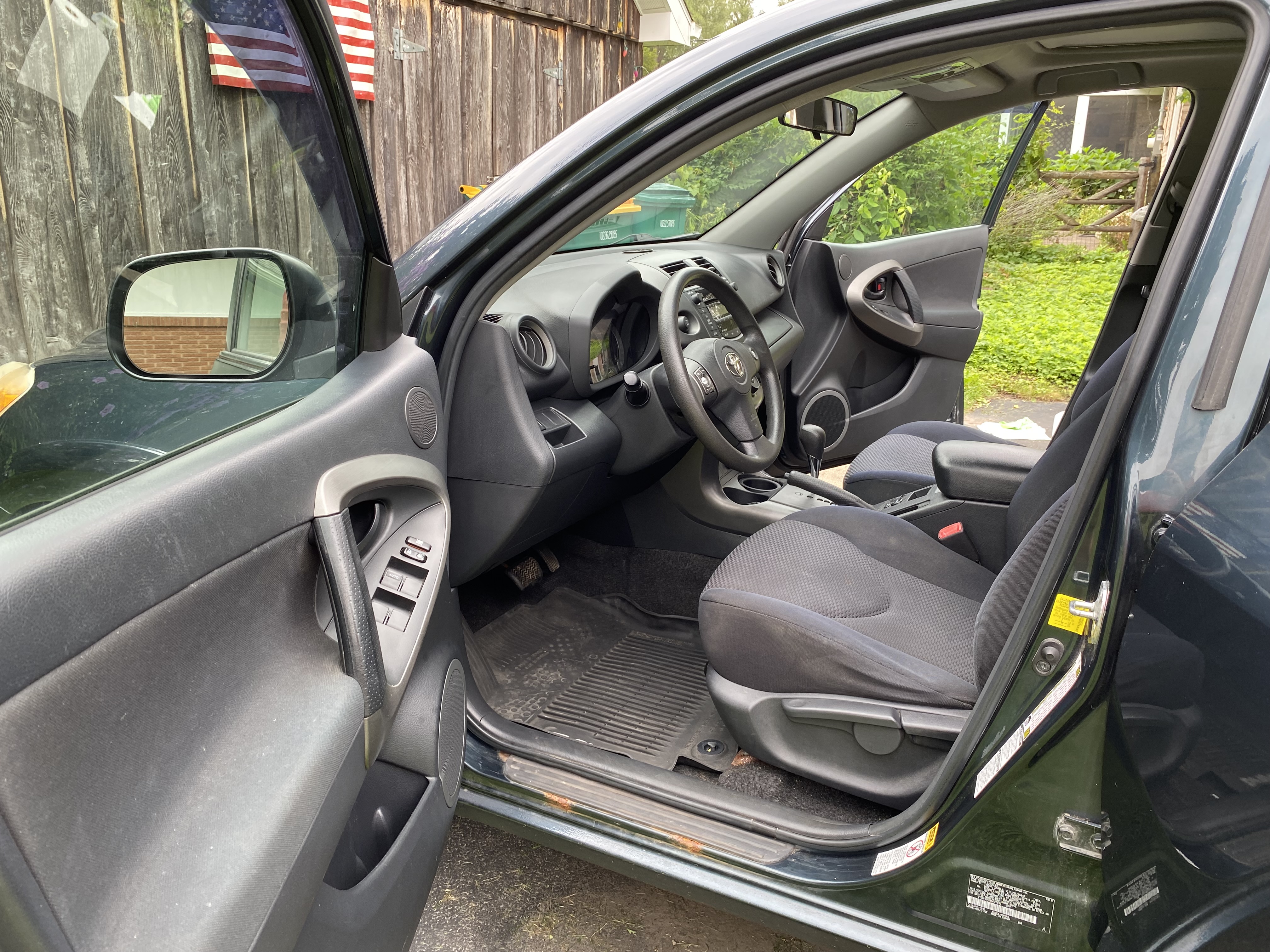Used 2011 Toyota RAV4 Sport w/ Sport Extra Value Pkg AWD/4WD image 11