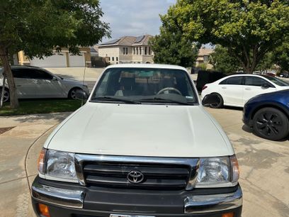 Used 1998 Toyota Tacoma 2WD Xtracab