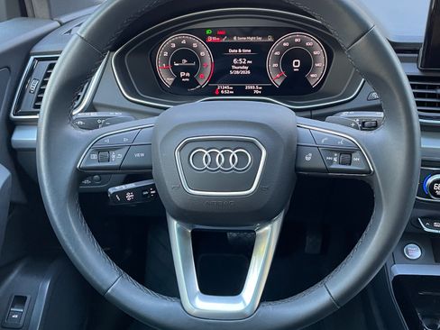 Used 2024 Audi Q5 2.0T Premium w/ Summer of Audi Package AWD/4WD image 12