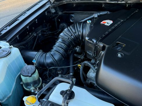 Used 2008 Toyota FJ Cruiser Sport Utility 2D image 17