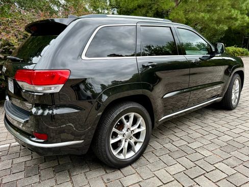 Used 2015 Jeep Grand Cherokee Summit w/ Platinum Series Group RWD image 11