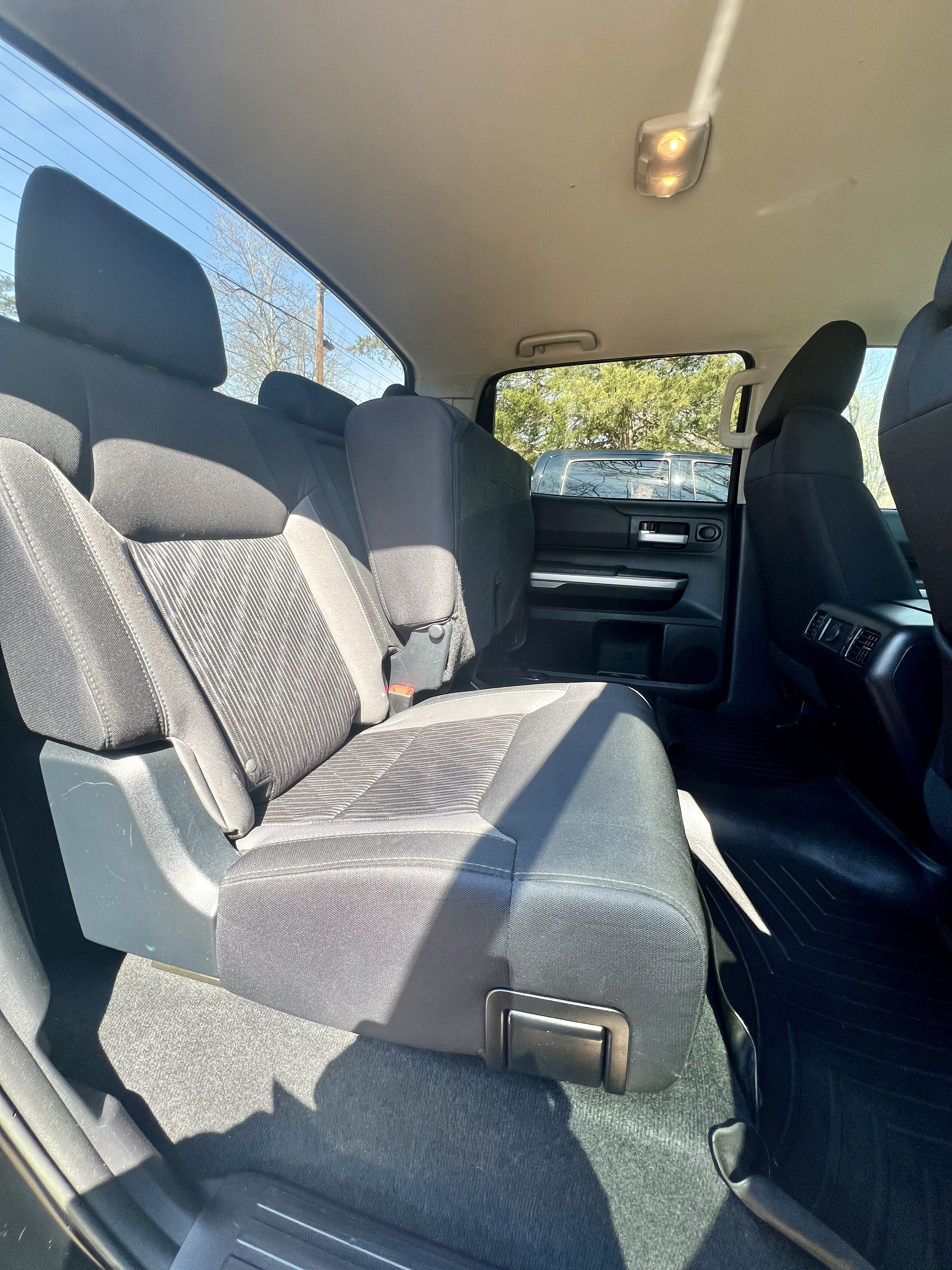 Used 2016 Toyota Tundra SR5 w/ SR5 Upgrade Package RWD image 9