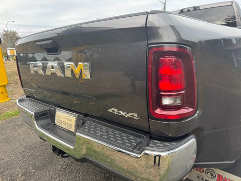 Used 2025 RAM 3500 Big Horn image 19