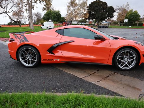Used 2021 Chevrolet Corvette Stingray Preferred Cpe w/ Z51 Performance Package image 6