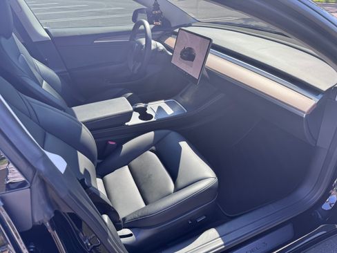 Used 2023 Tesla Model 3 Performance image 16