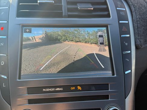 Used 2019 Lincoln MKZ Reserve w/ Luxury Package image 8