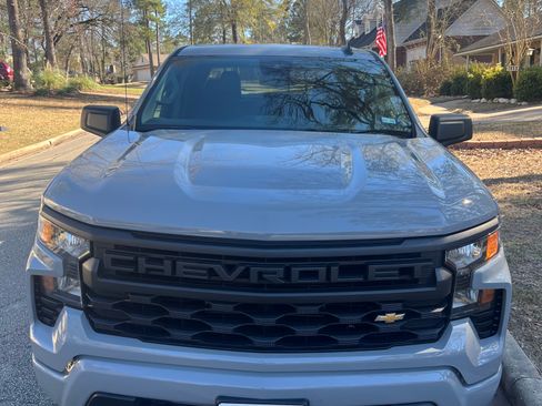 Used 2024 Chevrolet Silverado 1500 Custom image 5