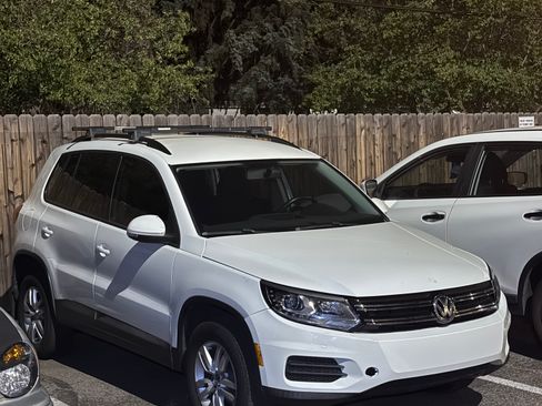 Used 2015 Volkswagen Tiguan S AWD/4WD image 4
