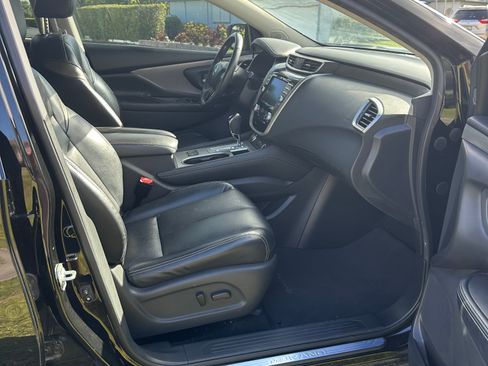 Used 2019 Nissan Murano SL w/ Cargo Package FWD image 9