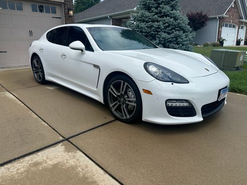 Used 2012 Porsche Panamera 4S image 1