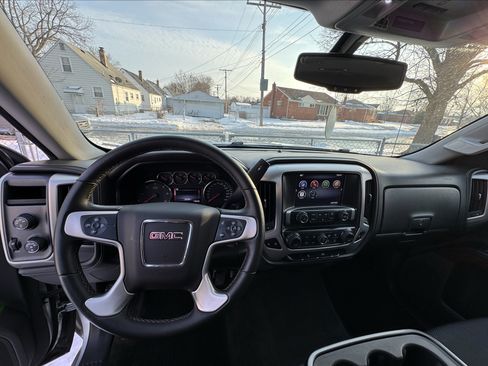 Used 2014 GMC Sierra 1500 SLE w/ SLE Value Package image 9