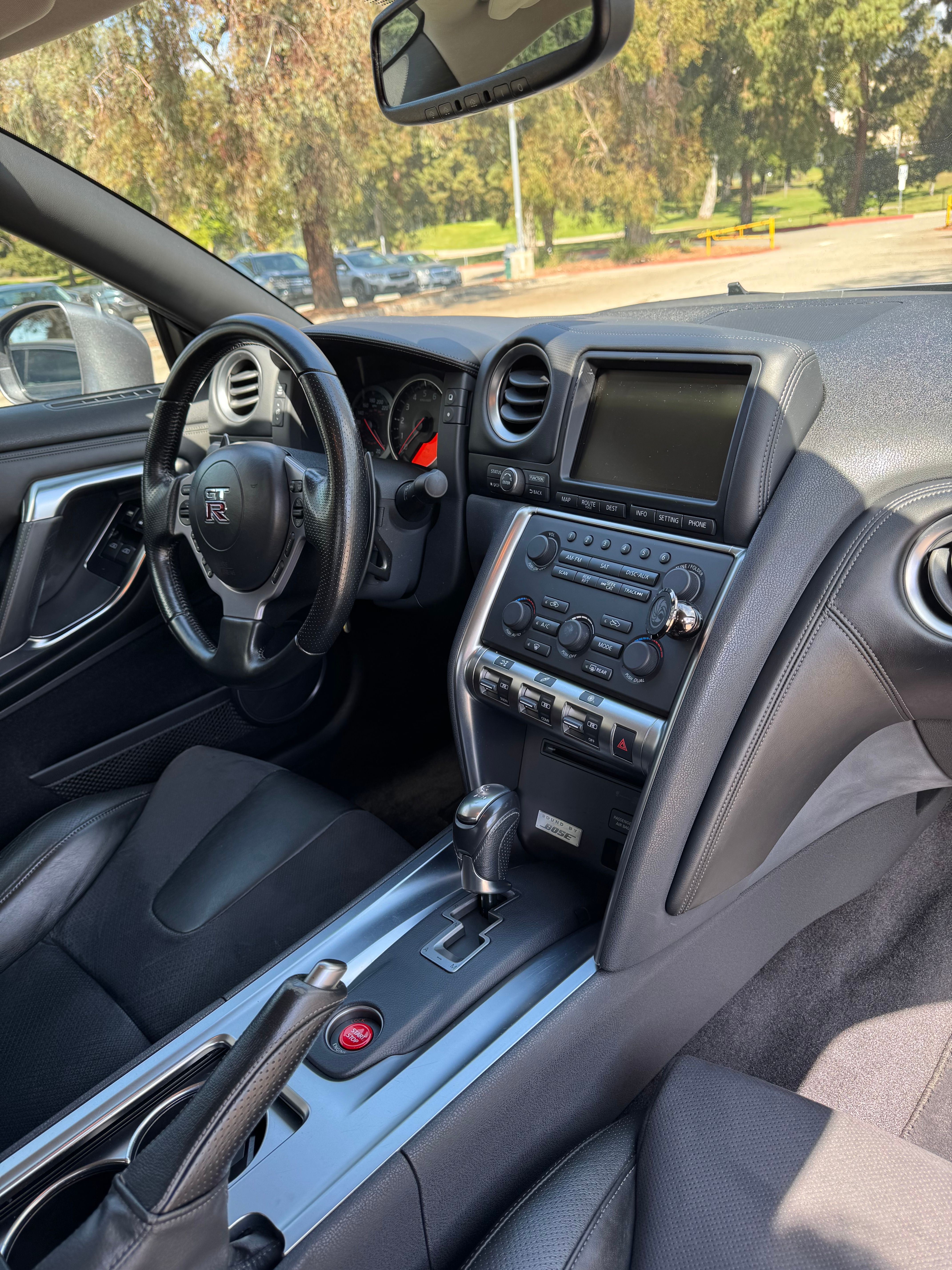 Used 2010 Nissan GT-R Premium AWD/4WD image 14