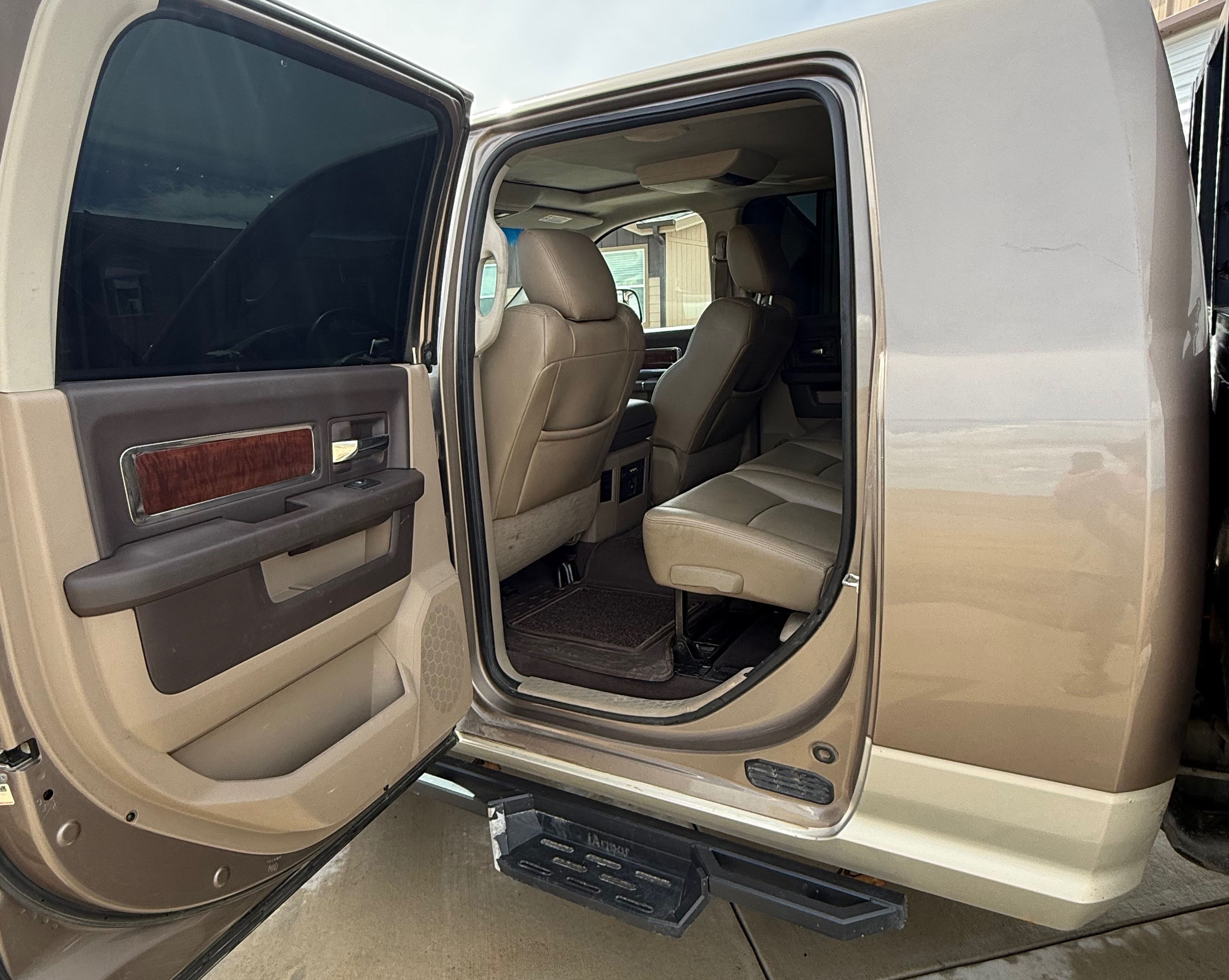 Used 2010 Dodge Ram 3500 Truck Laramie w/ Protection Group AWD/4WD image 21