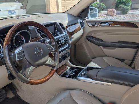 Used 2012 Mercedes-Benz ML 350 4MATIC image 10