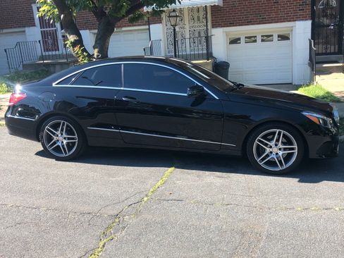 Used 2014 Mercedes-Benz E 350 4MATIC Coupe image 1