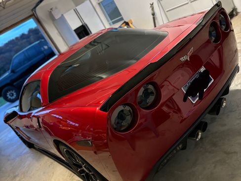 Used 2008 Chevrolet Corvette Coupe w/ Preferred Equipment Group RWD image 5