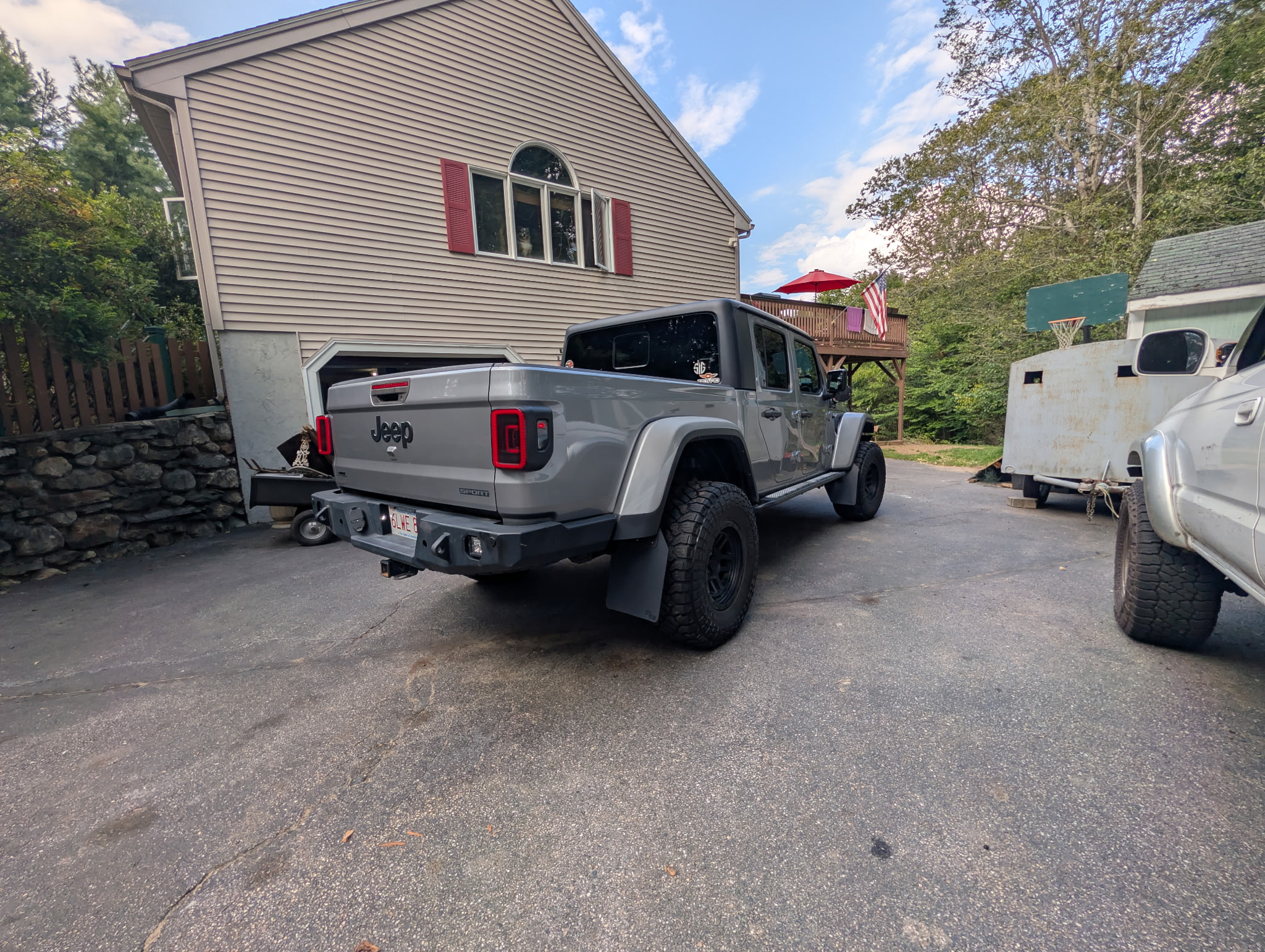 Used 2020 Jeep Gladiator Sport w/ Quick Order Package 24S AWD/4WD image 5