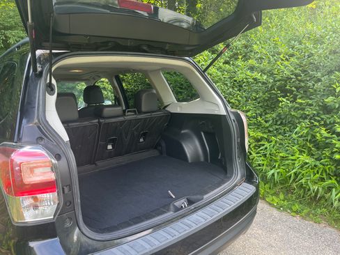 Used 2017 Subaru Forester 2.5i Limited AWD/4WD image 29