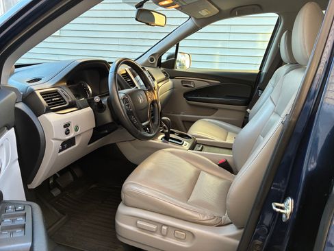 Used 2017 Honda Ridgeline RTL-T image 23