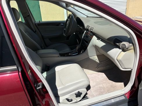 Used 2003 Mercedes-Benz C 240 C 240 Sedan 4D image 8