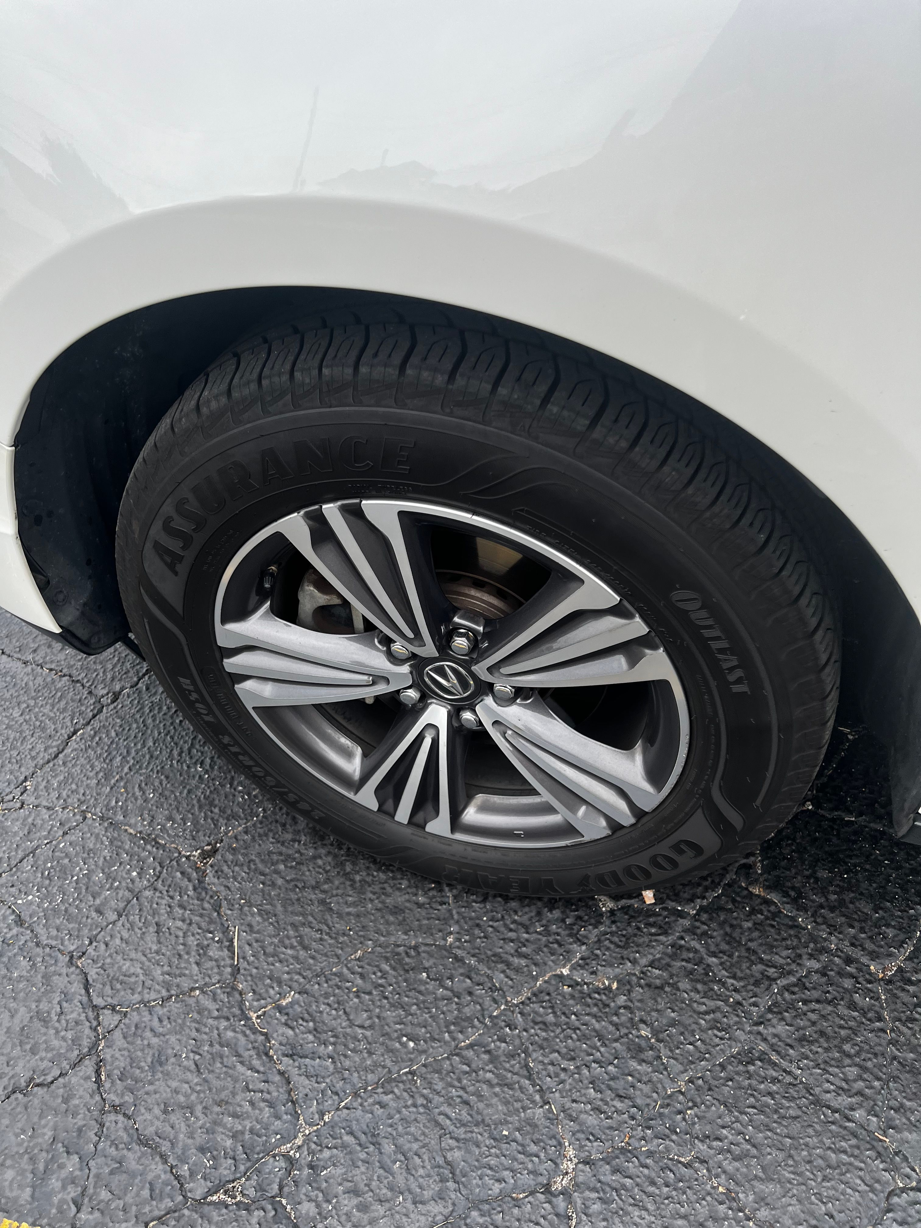 Used 2018 Acura MDX w/ Technology Package AWD/4WD image 12