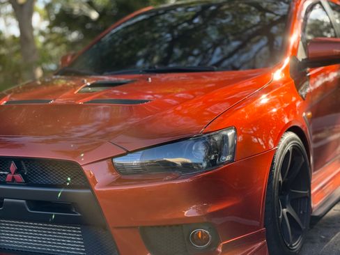 Used 2010 Mitsubishi Lancer Evolution GSR image 6