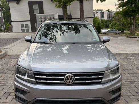 Used 2019 Volkswagen Tiguan SE AWD/4WD image 16