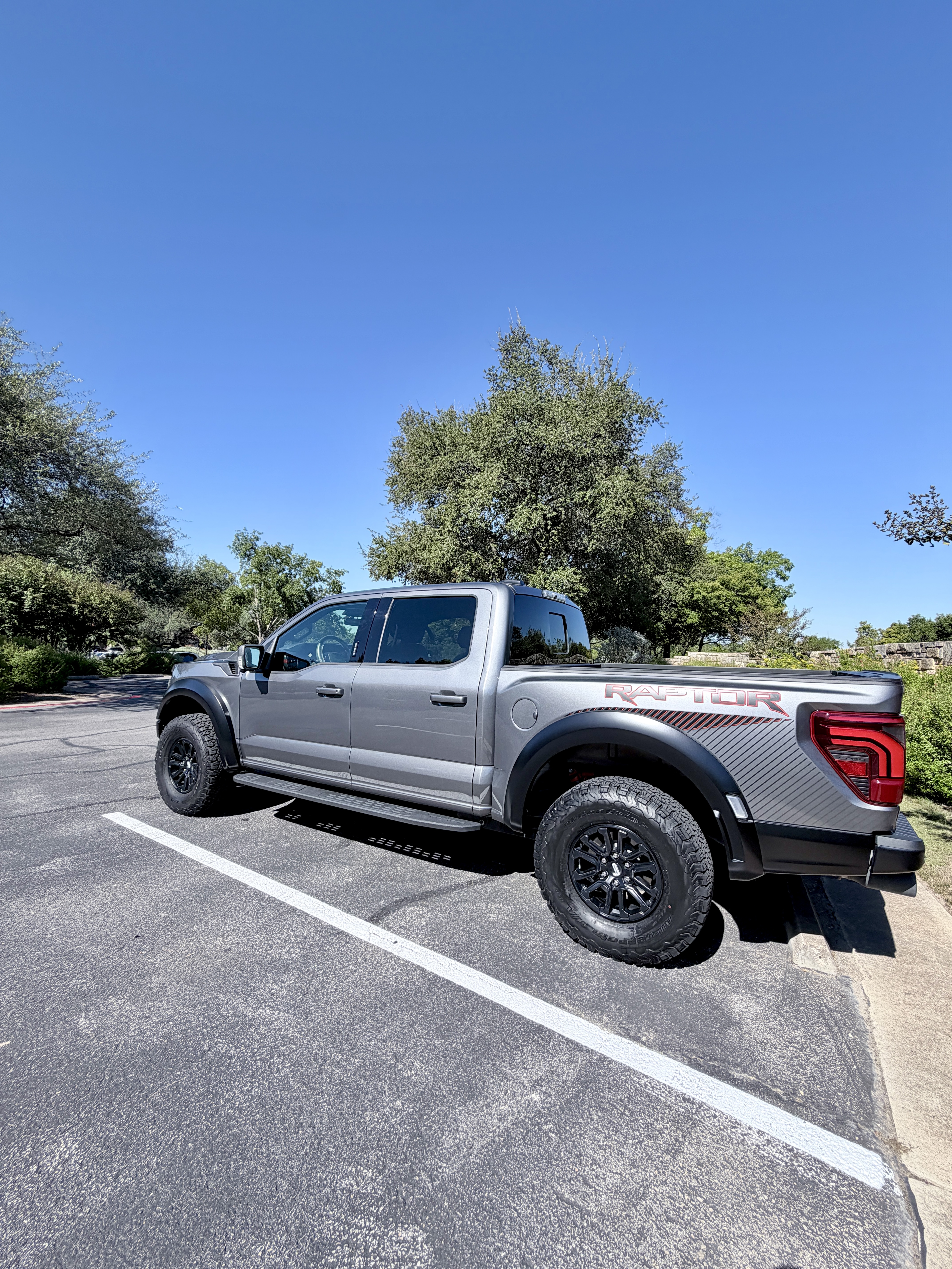 Used 2024 Ford F150 Raptor AWD/4WD image 22