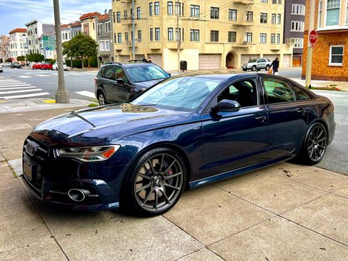 Used 2016 Audi S6 Prestige w/ Prestige Package image 16