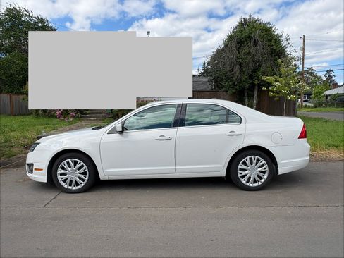 Used 2011 Ford Fusion SE w/ 201A Rapid Spec Order Code FWD image 2