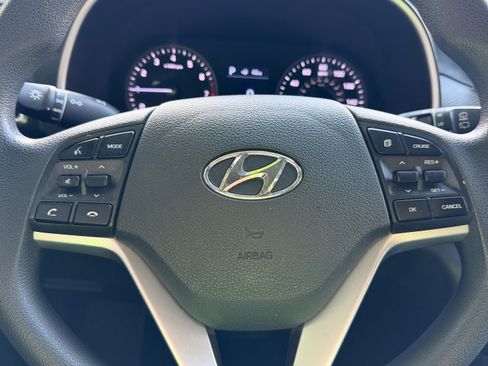 Used 2020 Hyundai Tucson Value FWD image 8