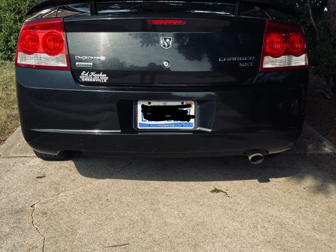 Used 2009 Dodge Charger SXT image 5