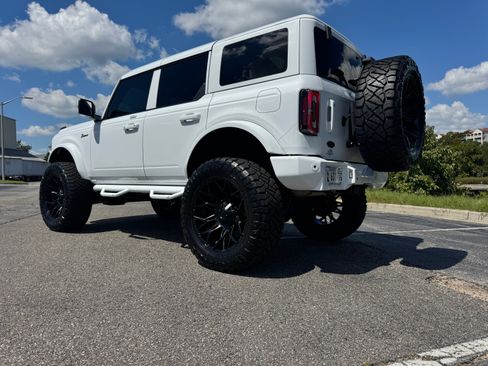 Used 2022 Ford Bronco Outer Banks AWD/4WD image 6