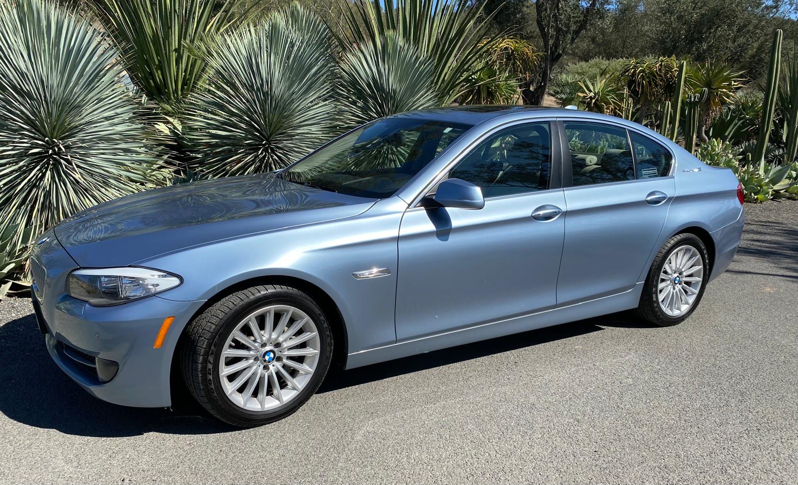 Used 2013 BMW ActiveHybrid 5 RWD image 1