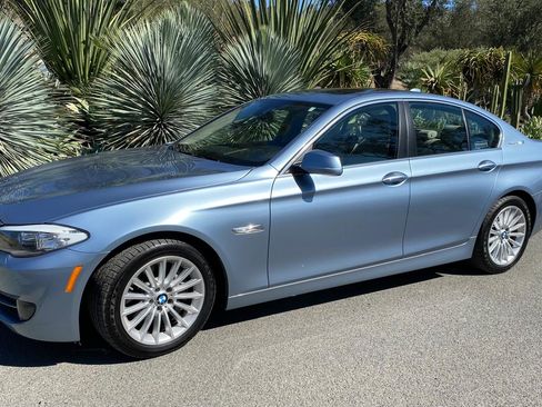 Used 2013 BMW ActiveHybrid 5 RWD image 1
