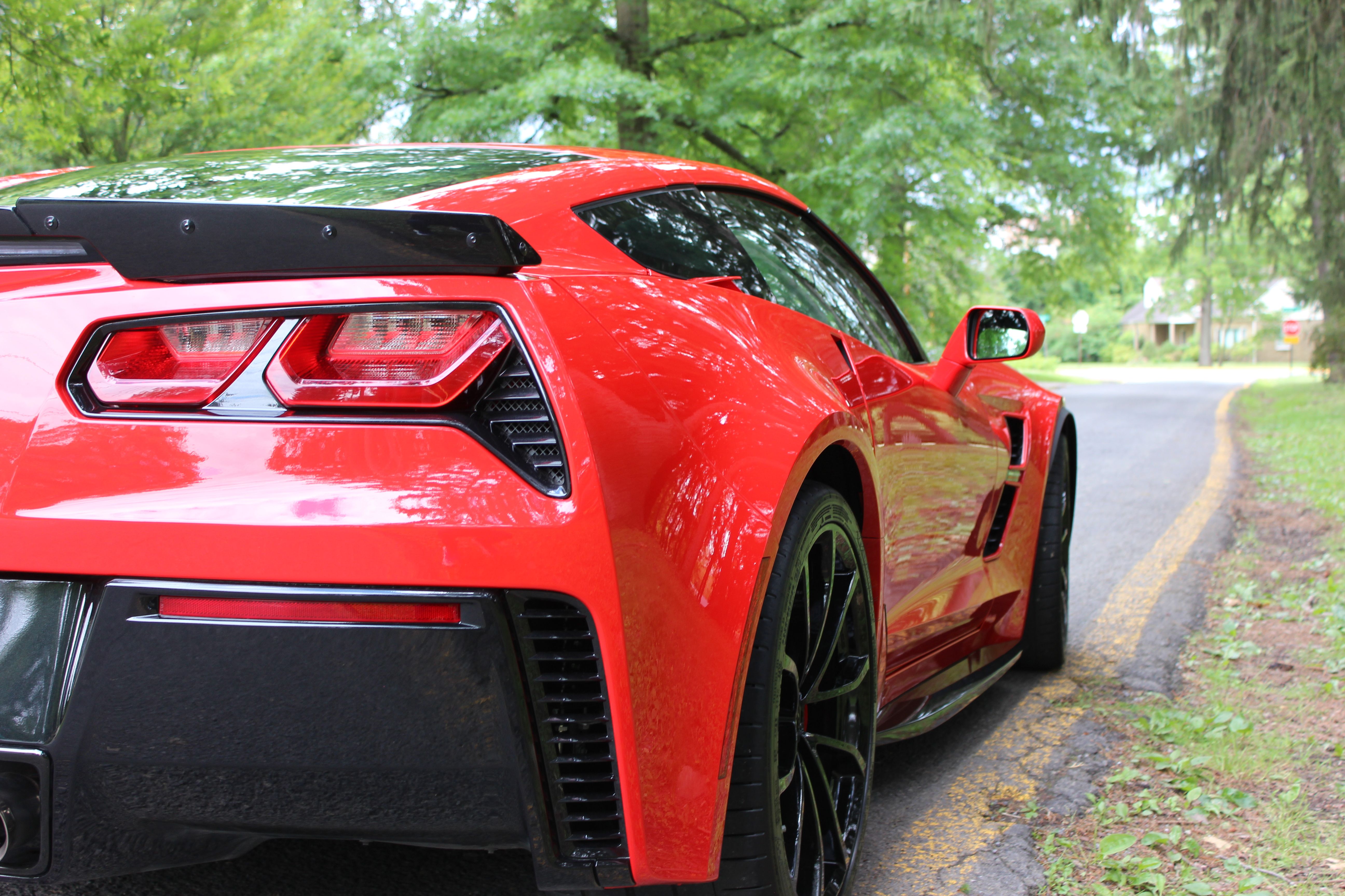 Used 2019 Chevrolet Corvette Grand Sport w/ Battery Protection Package RWD image 14