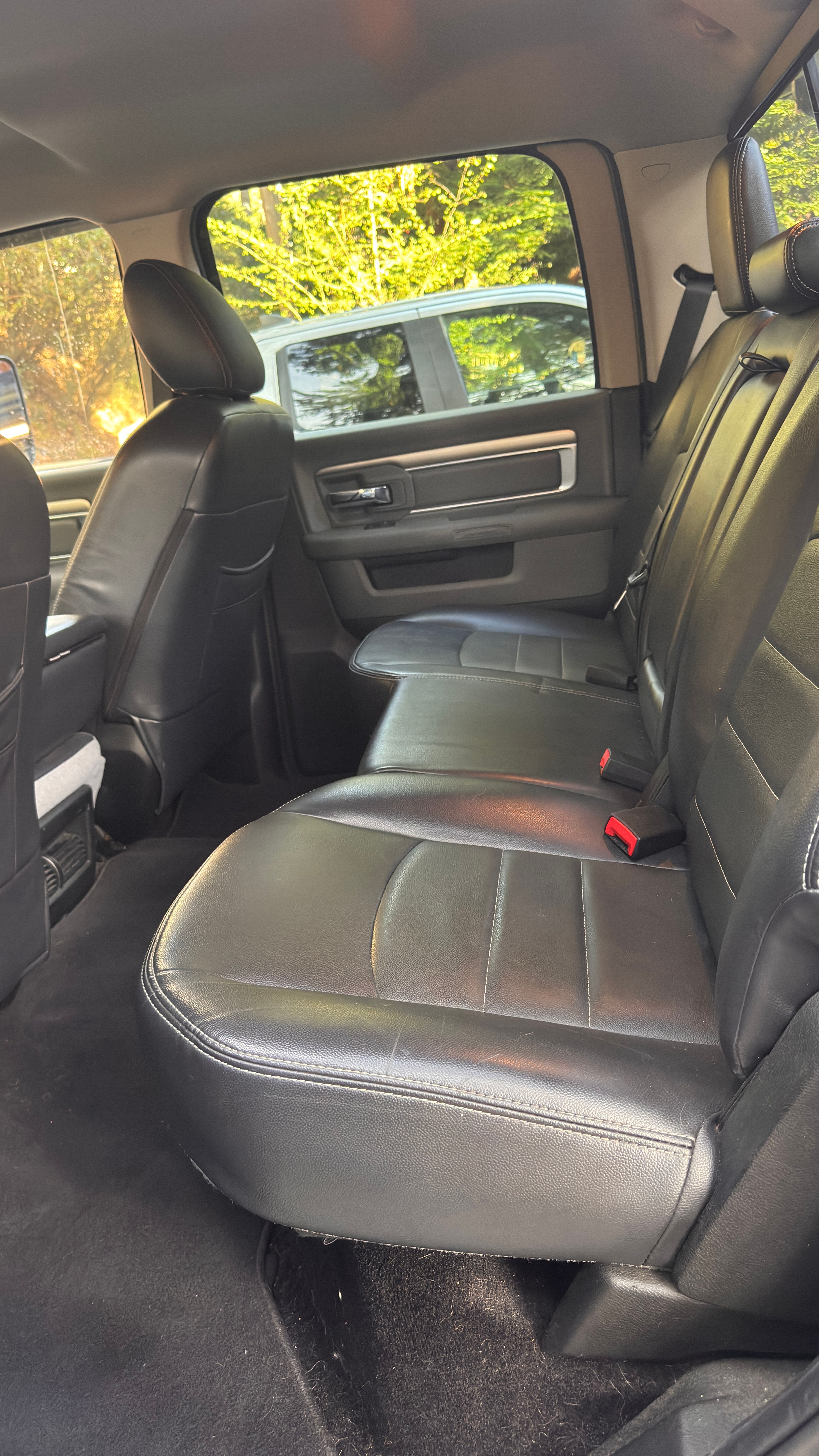 Used 2017 RAM 2500 Big Horn w/ Black Appearance Group AWD/4WD image 17