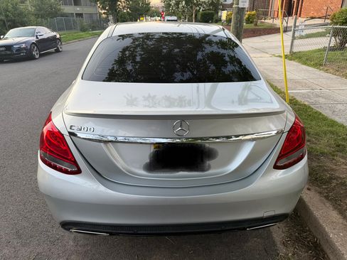 Used 2017 Mercedes-Benz C 300 Sedan w/ Sport Package image 5