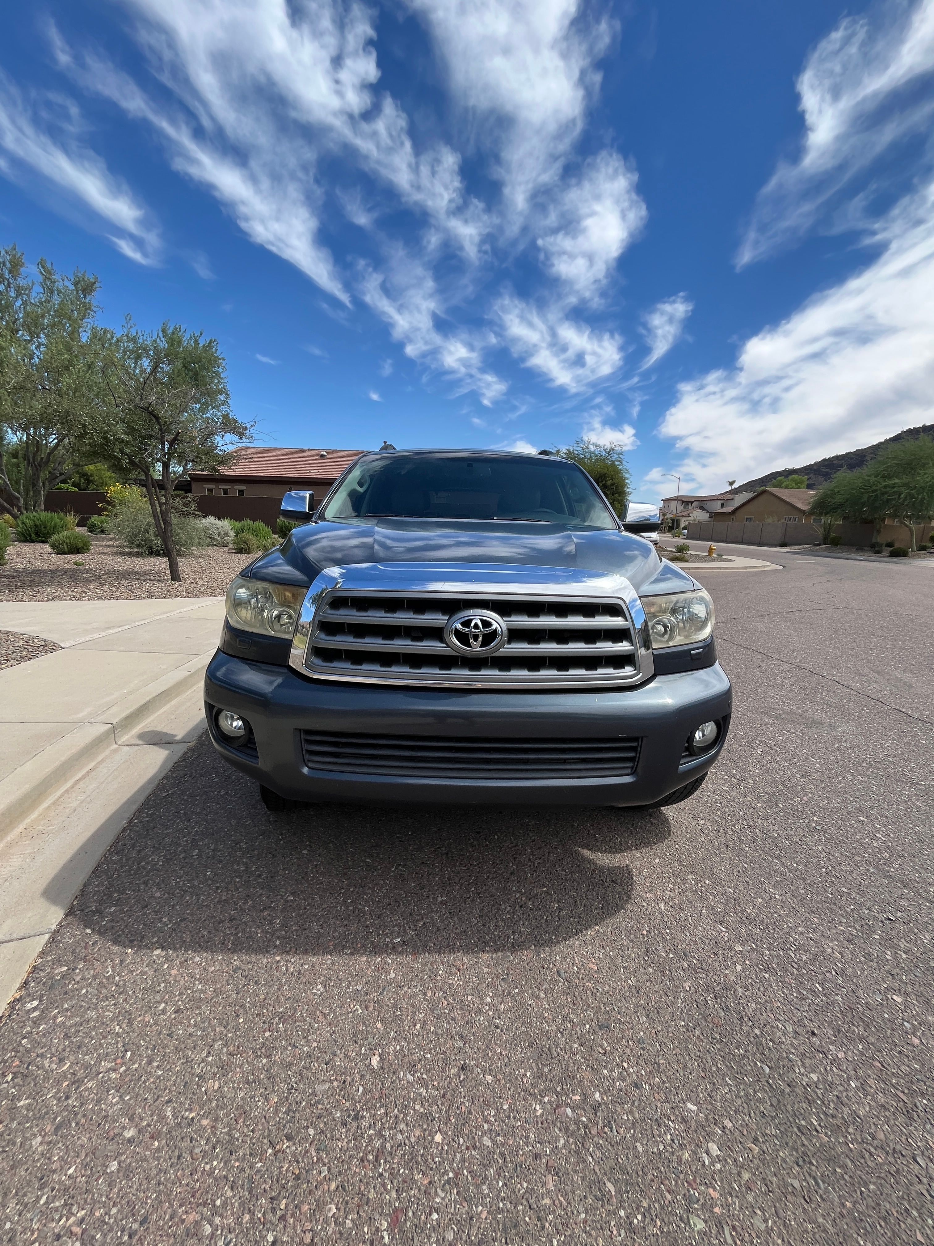 Used 2008 Toyota Sequoia Limited w/ Cold Area Pkg AWD/4WD image 4