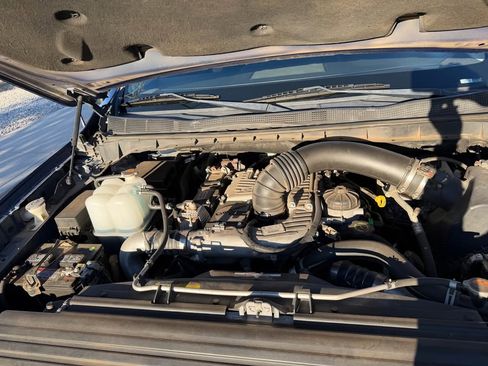 Used 2016 Nissan Titan Platinum Reserve image 21