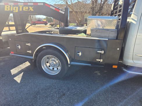 Used 2023 RAM 4500 4x4 Crew Cab DRW image 5