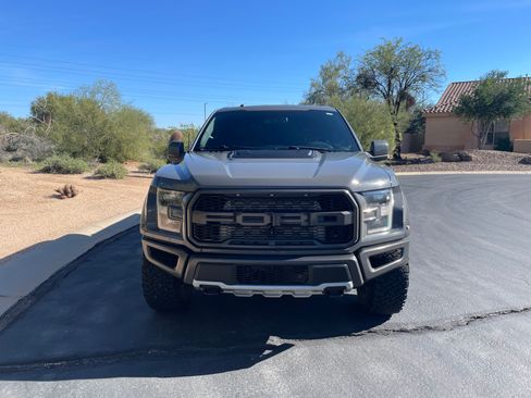 Used 2018 Ford F150 Raptor w/ Equipment Group 802A Luxury image 6
