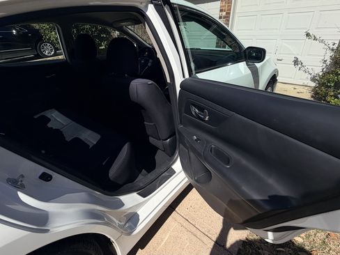 Used 2018 Nissan Altima 2.5 S w/ S Convenience Package image 17